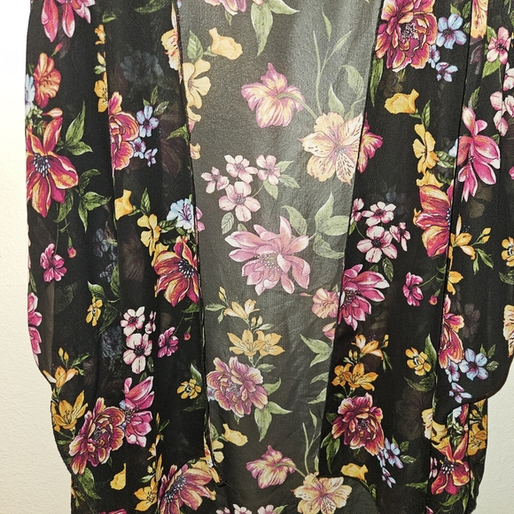 Rue 21 Womans Floral Cardigan - Picture 8 of 11